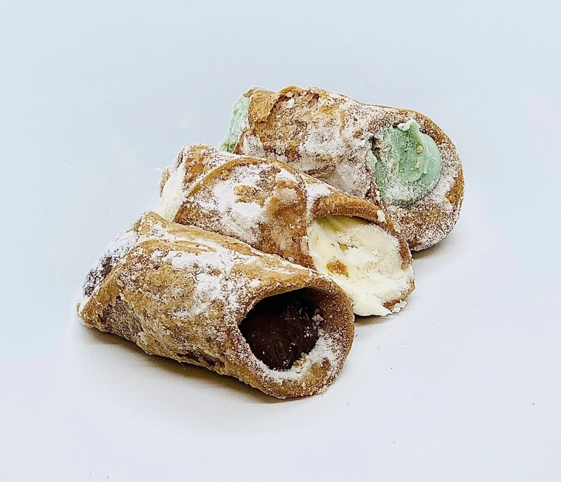Italian cannoli